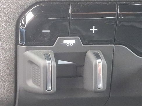 Used 2023 RAM 2500 Tradesman w/ Chrome Appearance Group image 26