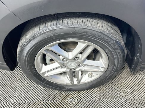 Used 2018 Hyundai Kona SE FWD image 33