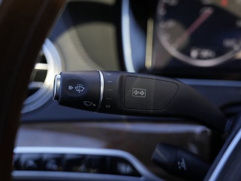 Used 2014 Mercedes-Benz S 550 Sedan image 52