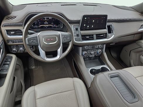 Used 2022 GMC Yukon SLT w/ SLT Premium Package AWD/4WD image 12