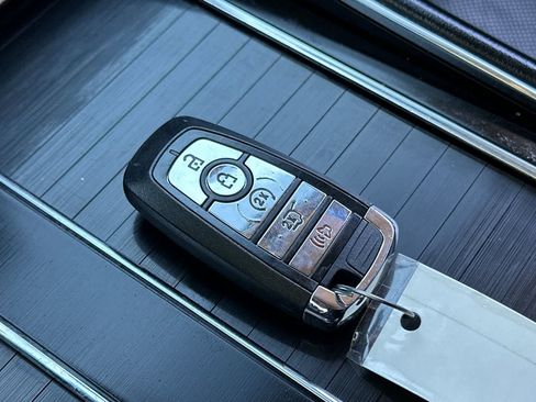 Used 2022 Lincoln Aviator Grand Touring w/ Class IV Trailer Tow Package AWD/4WD image 27