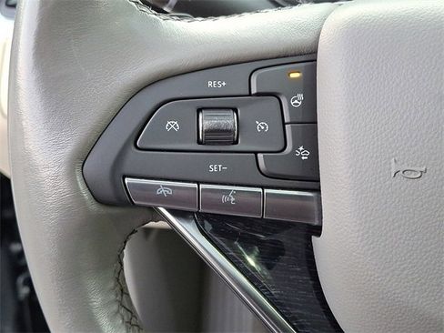 Certified 2024 Cadillac XT6 Premium Luxury image 19