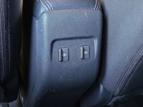 Used 2023 Nissan Kicks SV image 17