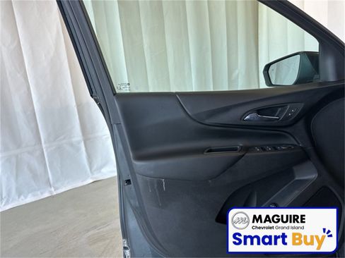 Used 2020 Chevrolet Equinox LT image 18