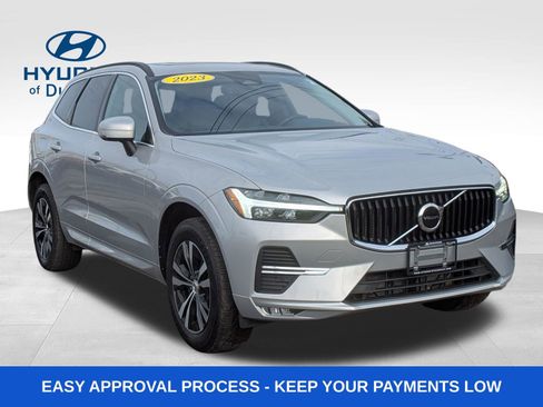 Used 2023 Volvo XC60 B5 Core image 10