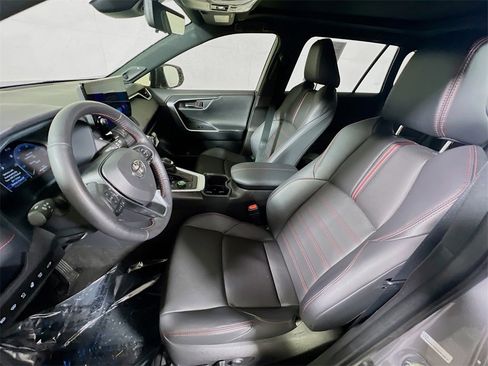 Used 2024 Toyota RAV4 XSE image 19