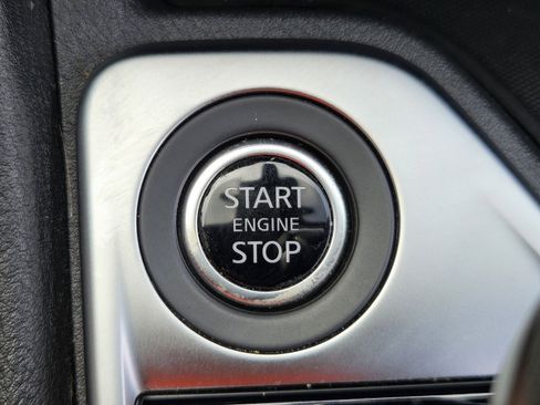 Certified 2023 Nissan Sentra SV image 42