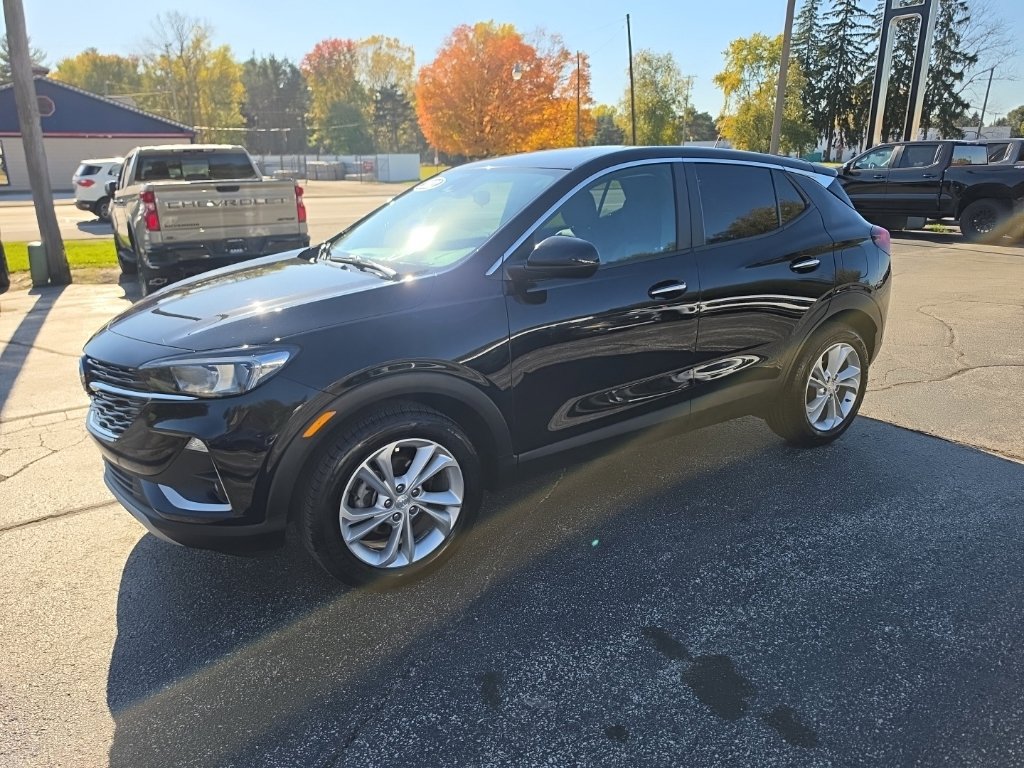 Certified 2022 Buick Encore GX Preferred w/ Cold Weather Comfort Package FWD image 3