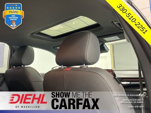 Used 2024 Chevrolet Trax RS w/ Sunroof Package FWD image 15