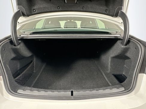 Used 2025 BMW 330i Sedan RWD image 30
