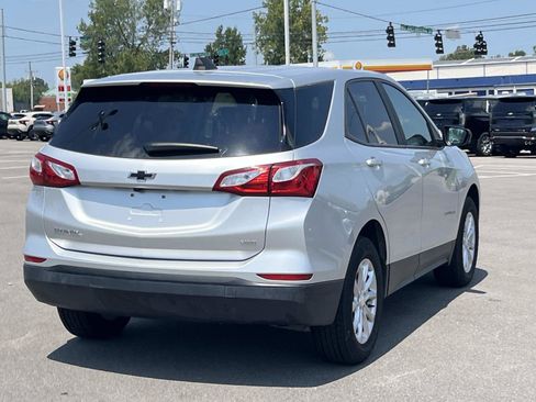 Certified 2020 Chevrolet Equinox LS w/ LS Convenience Package AWD/4WD image 7