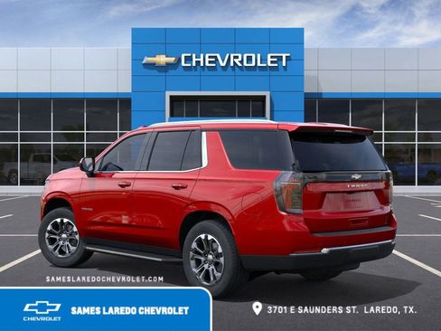 Used 2025 Chevrolet Tahoe LS RWD image 3