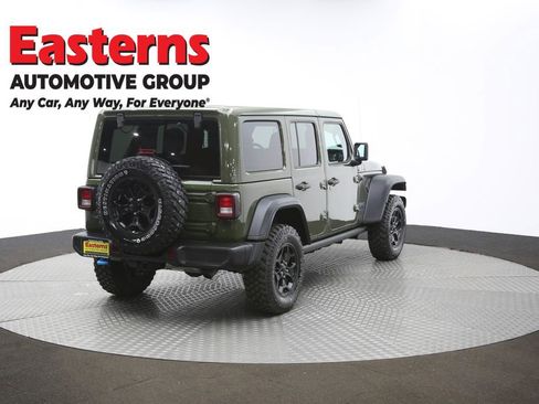 Used 2023 Jeep Wrangler Unlimited w/ Cold Weather Group image 39