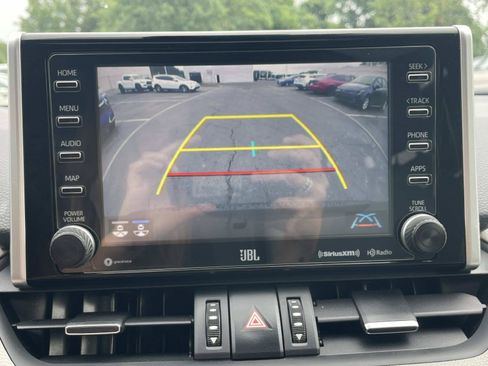 Used 2021 Toyota RAV4 XLE Premium AWD/4WD image 33