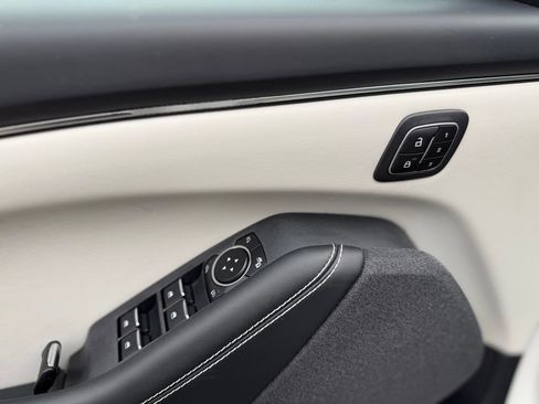 Used 2024 Ford Mustang Mach-E Premium image 21