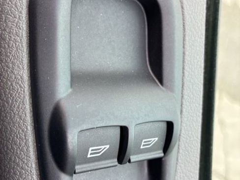 Used 2023 Ford Transit 350 XLT image 14