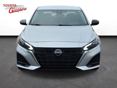 Used 2024 Nissan Altima 2.5 SV