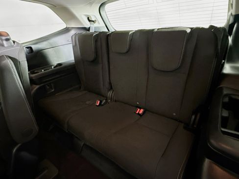 Used 2024 Subaru Ascent Premium w/ Convenience Package image 27