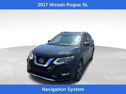 Used 2017 Nissan Rogue SL w/ SL Premium Package