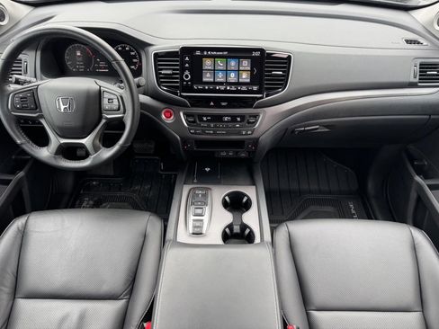 Certified 2025 Honda Ridgeline RTL+ image 11