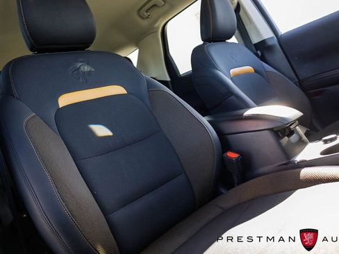 Used 2023 Ford Bronco Sport Badlands image 12