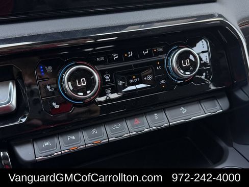 New 2026 GMC Sierra 1500 AT4 w/ AT4 Premium Package AWD/4WD image 16