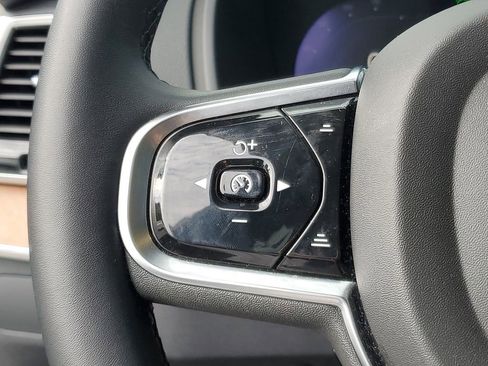 Certified 2024 Volvo XC90 B6 Plus w/ Protection Package Premier image 20