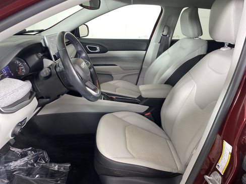 Used 2022 Jeep Compass Latitude w/ Convenience Group AWD/4WD image 15
