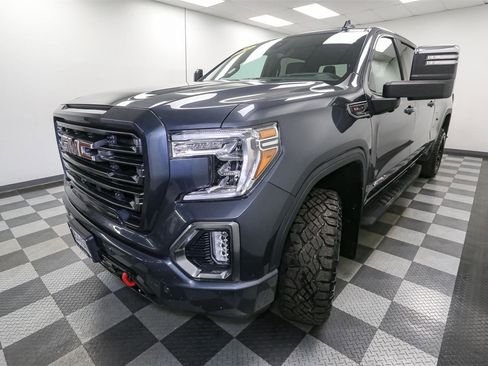 Used 2022 GMC Sierra 1500 AT4 w/ AT4 Premium Package image 4