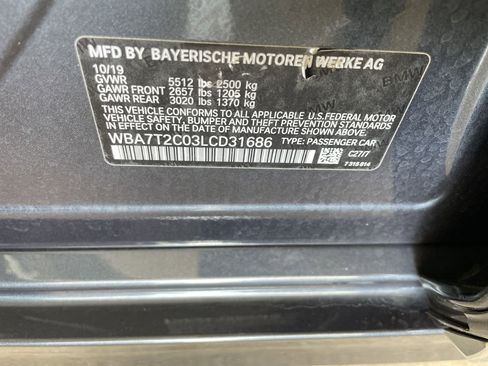 Used 2020 BMW 740i w/ Premium Package RWD image 11