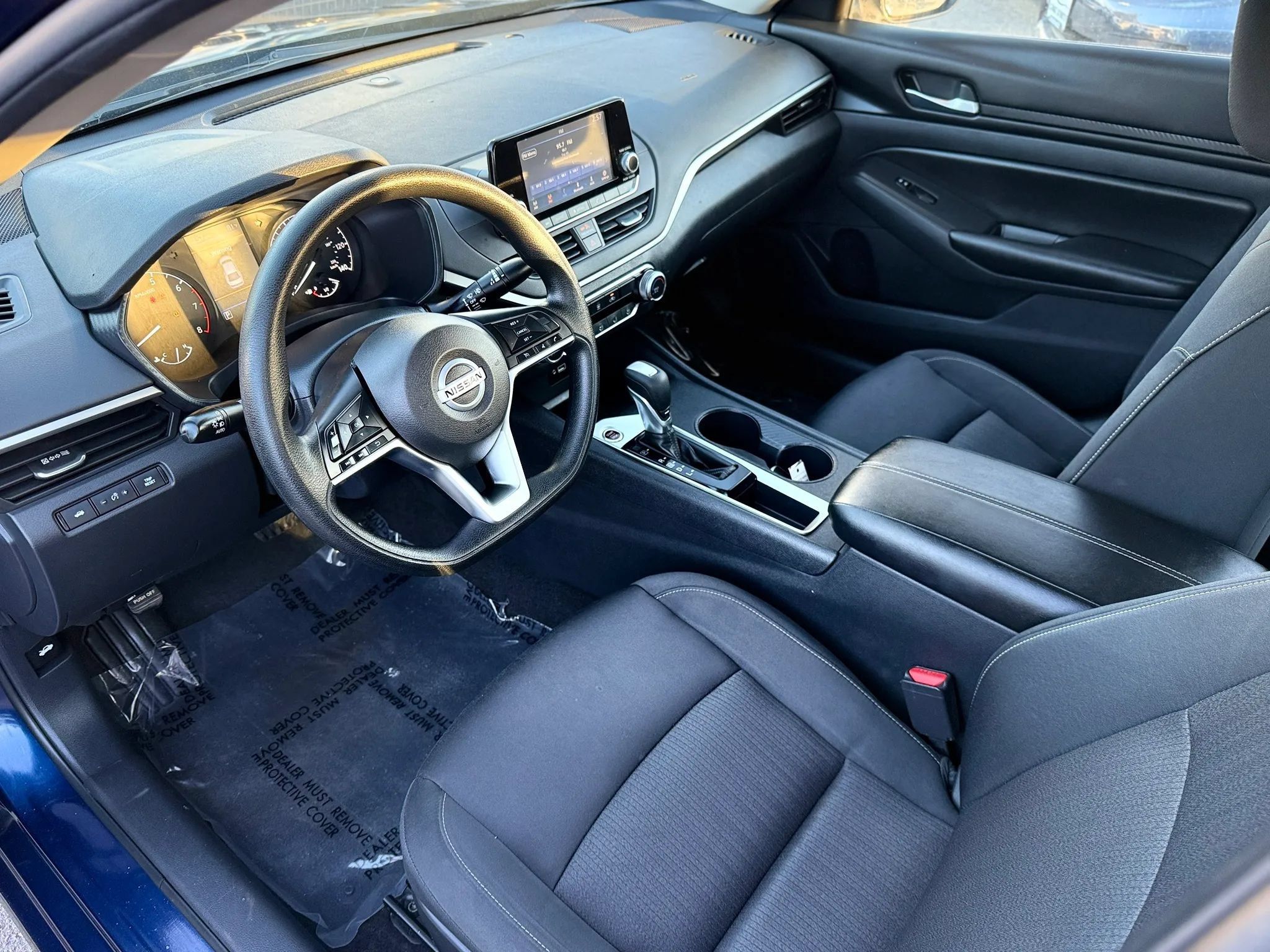Used 2022 Nissan Altima 2.5 S FWD image 11