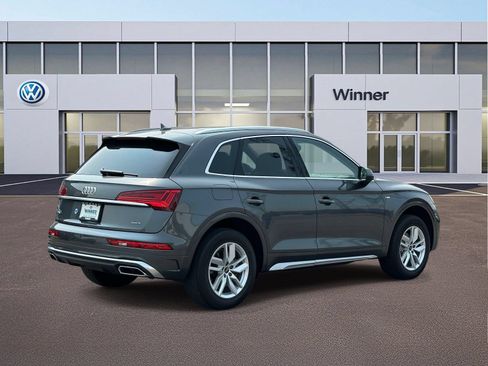 Used 2023 Audi Q5 2.0T Premium w/ Convenience Package AWD/4WD image 5