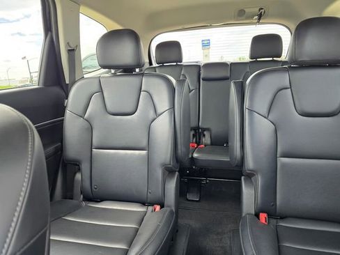 Used 2025 Kia Telluride S FWD image 38