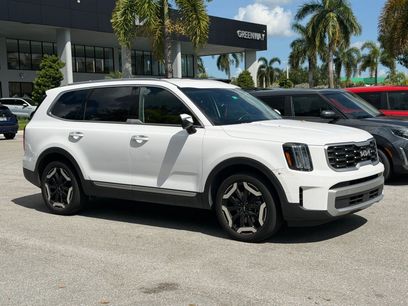 Certified 2023 Kia Telluride S