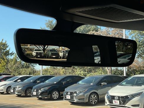 Used 2023 Nissan Pathfinder SL w/ SL Premium Package image 31