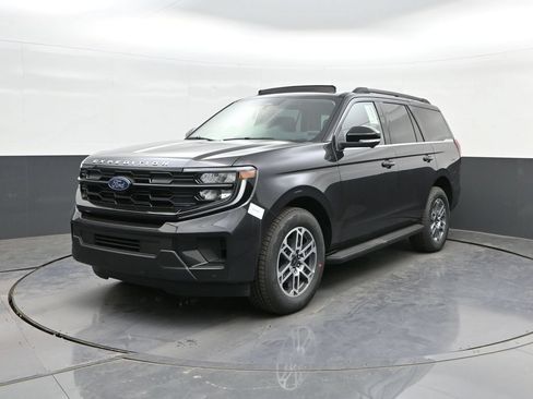 New 2026 Ford Expedition Active RWD image 28