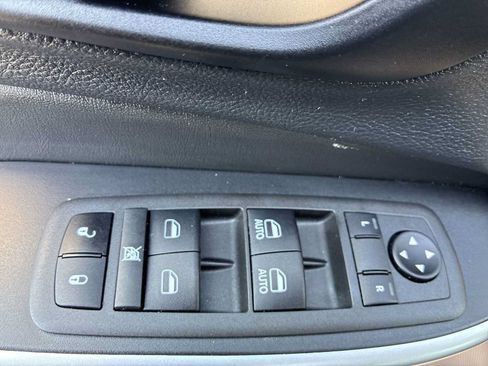 Certified 2022 Jeep Cherokee Latitude AWD/4WD image 15