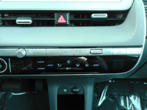 Used 2022 Hyundai Ioniq 5 SE image 47