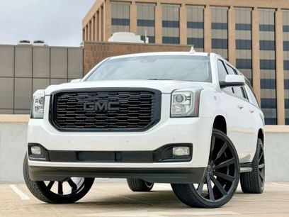 Used 2020 GMC Yukon XL SLT