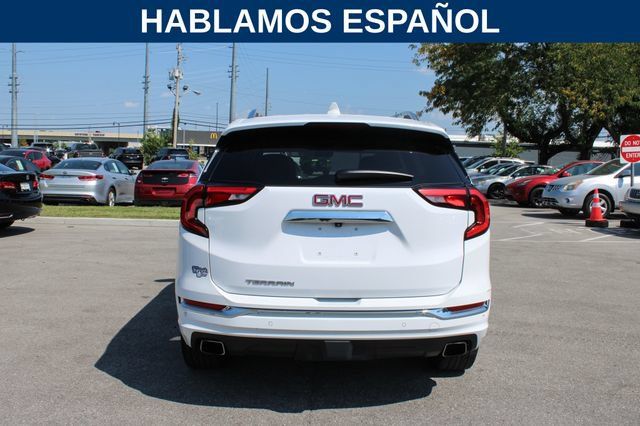 Used 2019 GMC Terrain Denali w/ Comfort Package FWD image 4