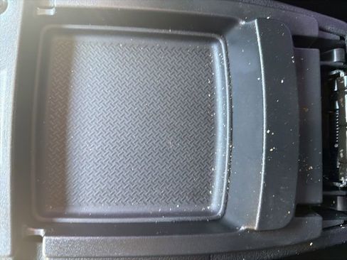 Used 2013 Jeep Wrangler Unlimited Sport w/ Connectivity Group image 28