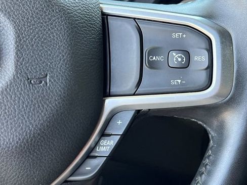 Used 2024 RAM 2500 Big Horn AWD/4WD image 31