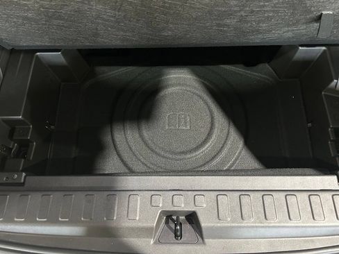 Used 2024 Chevrolet Equinox LS w/ LS Convenience Package AWD/4WD image 12