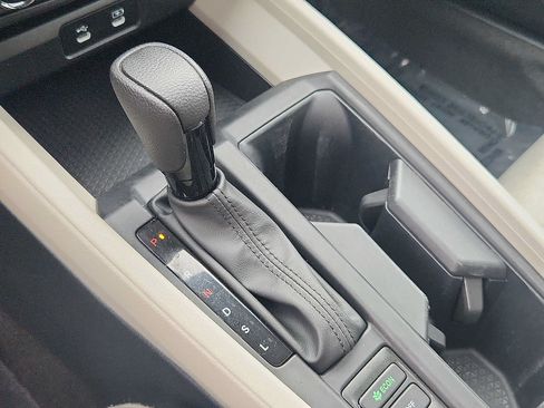 Certified 2023 Honda Accord EX image 14