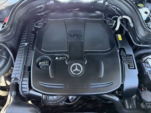 Used 2013 Mercedes-Benz GLK 350 4MATIC image 28