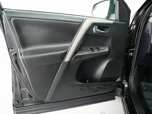 Used 2017 Toyota RAV4 XLE image 46