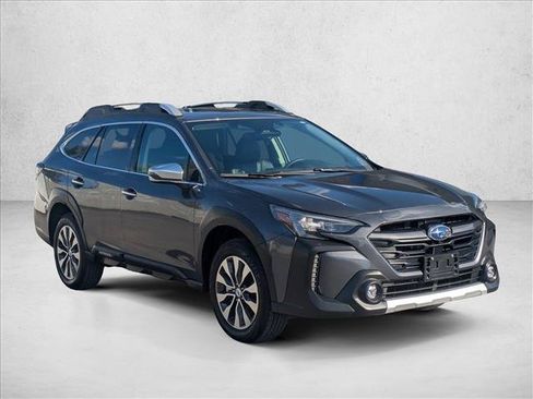 Used 2025 Subaru Outback Touring XT w/ Tech Package 3 AWD/4WD image 3