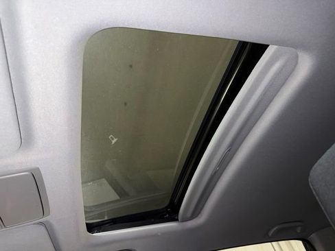 Used 2020 Honda CR-V EX image 17