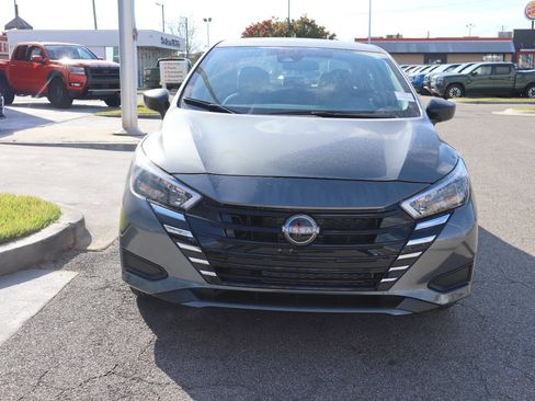 Used 2025 Nissan Versa S w/ Trunk Package image 10