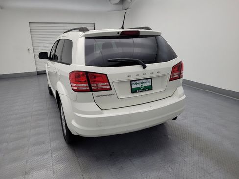 Used 2017 Dodge Journey SE FWD image 6